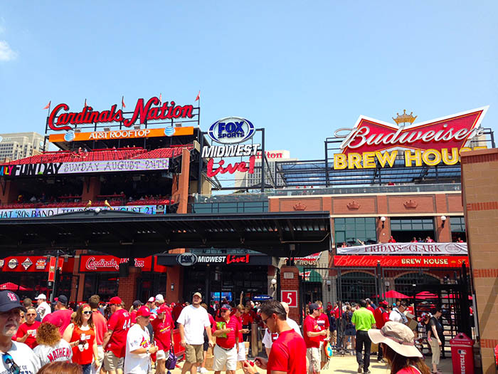 Aldea del estadio de béisbol Busch Stadium