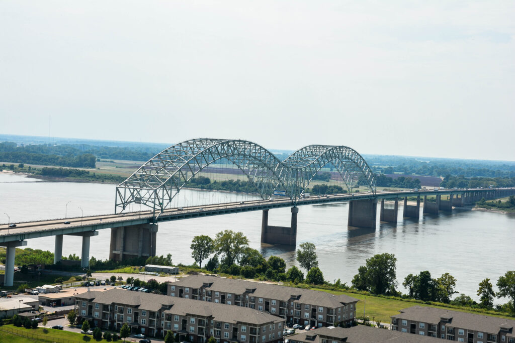 mississippi river bridge