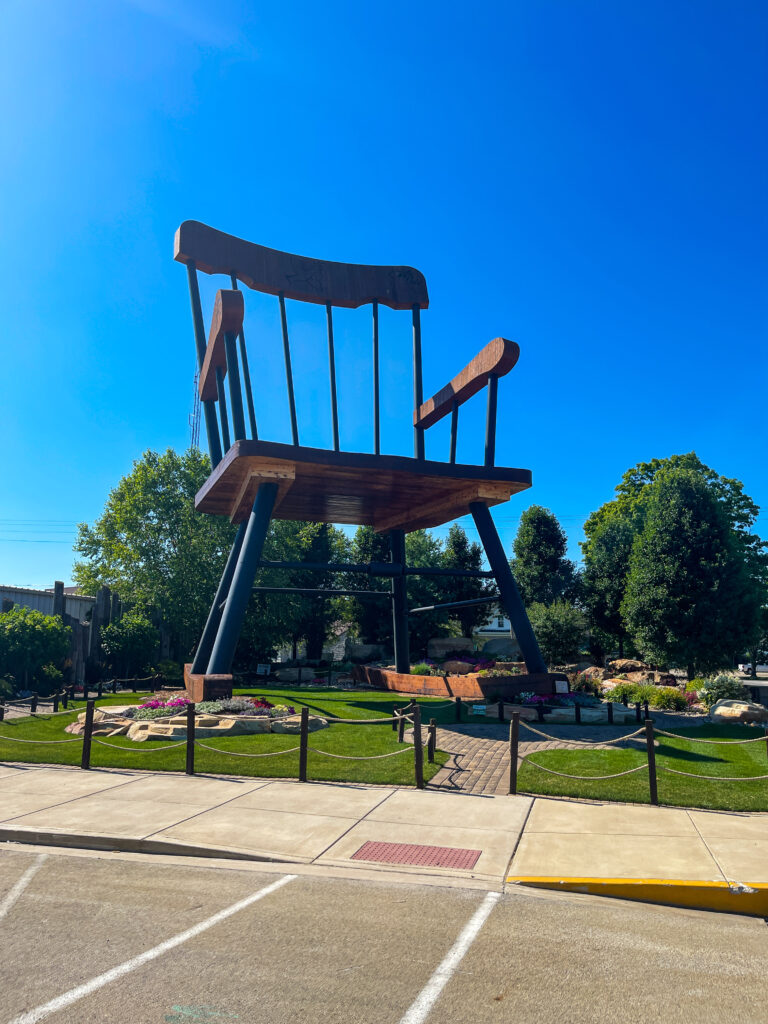 largest rocking chair casey illinois