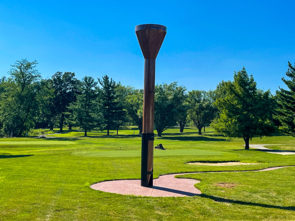 largest golf tee casey illinois