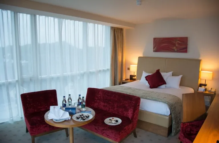 Room Cougar – Unlock the Secrets of Your Next Hotel Stay